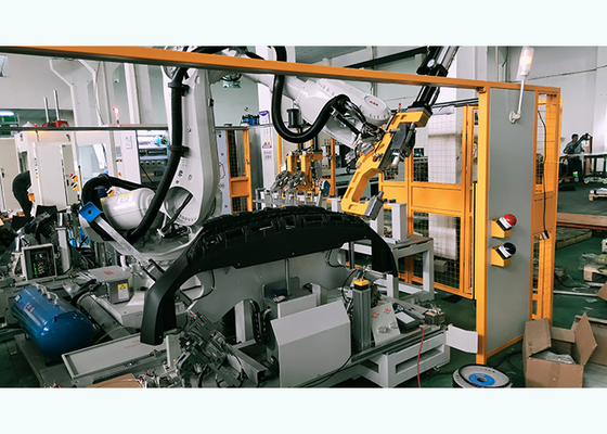 Flexibler Roboter-lochendes und Ultraschallschweißgerät für Auto-Plastikstoßdämpfer