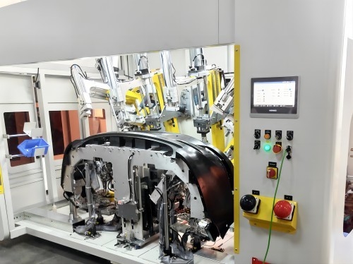 Zuverlässige Ultraschall-Punchmaschine für Vorder- und Hinterstoßfänger verschiedener Modelle
