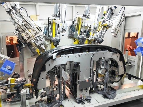 Zuverlässige Ultraschall-Punchmaschine für Vorder- und Hinterstoßfänger verschiedener Modelle