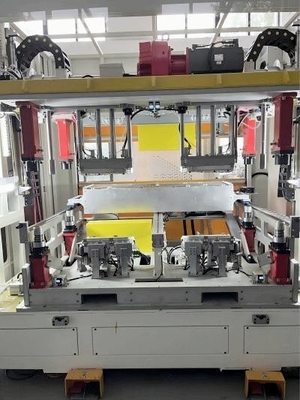 380V Warmpresse-Bedeckungsmaschine auf Automobil Tür-Panel Medaillon Teil Lamination mit weichen