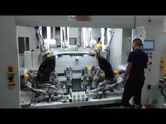 Integrierte Stanz- und Schweißmaschine für den Rückstoßfänger